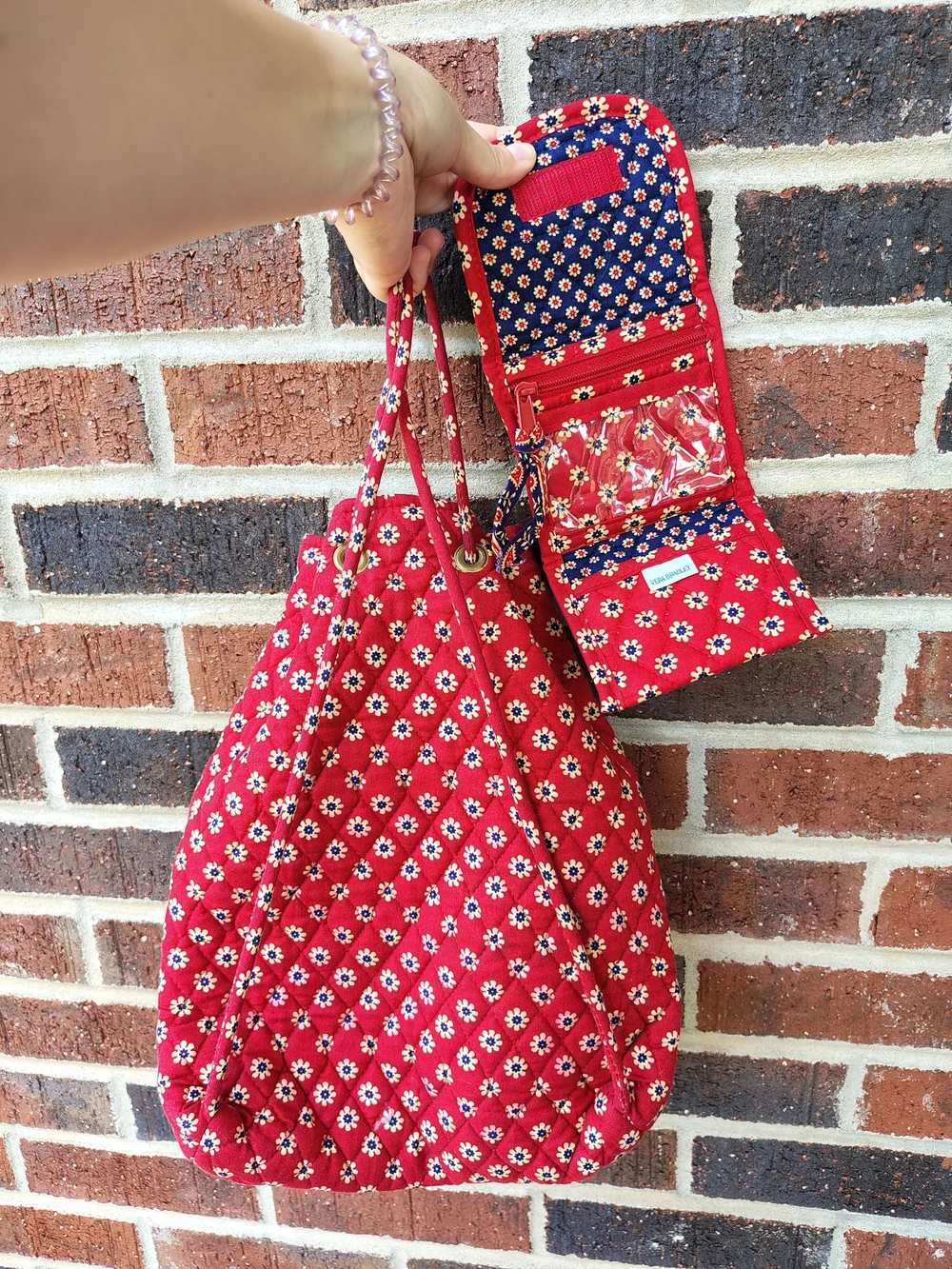 Vtg Vera Bradley Quilted Drawstring Backpack & Trifold Wallet Set Red Paisley